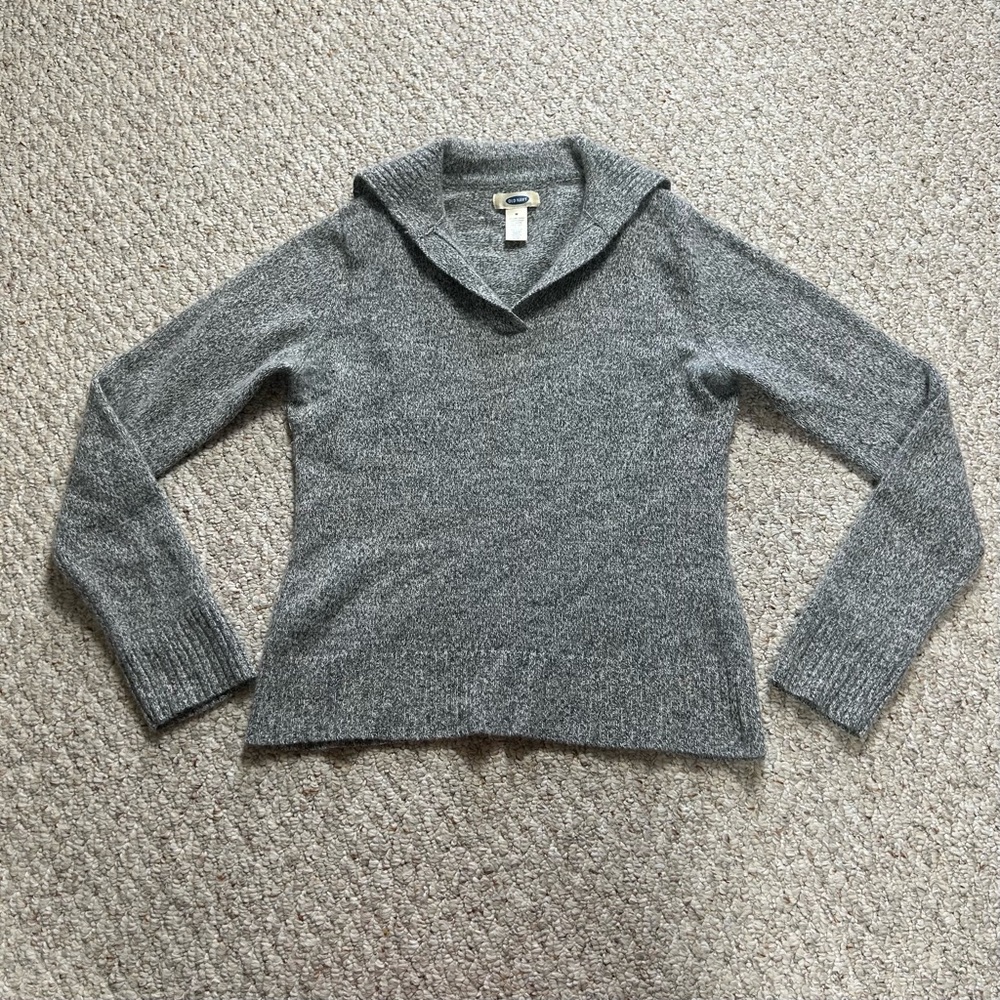 Old Navy V Neck Wool Rabbit Hair Gray Sweater Womens M Lambs Wool Pullover